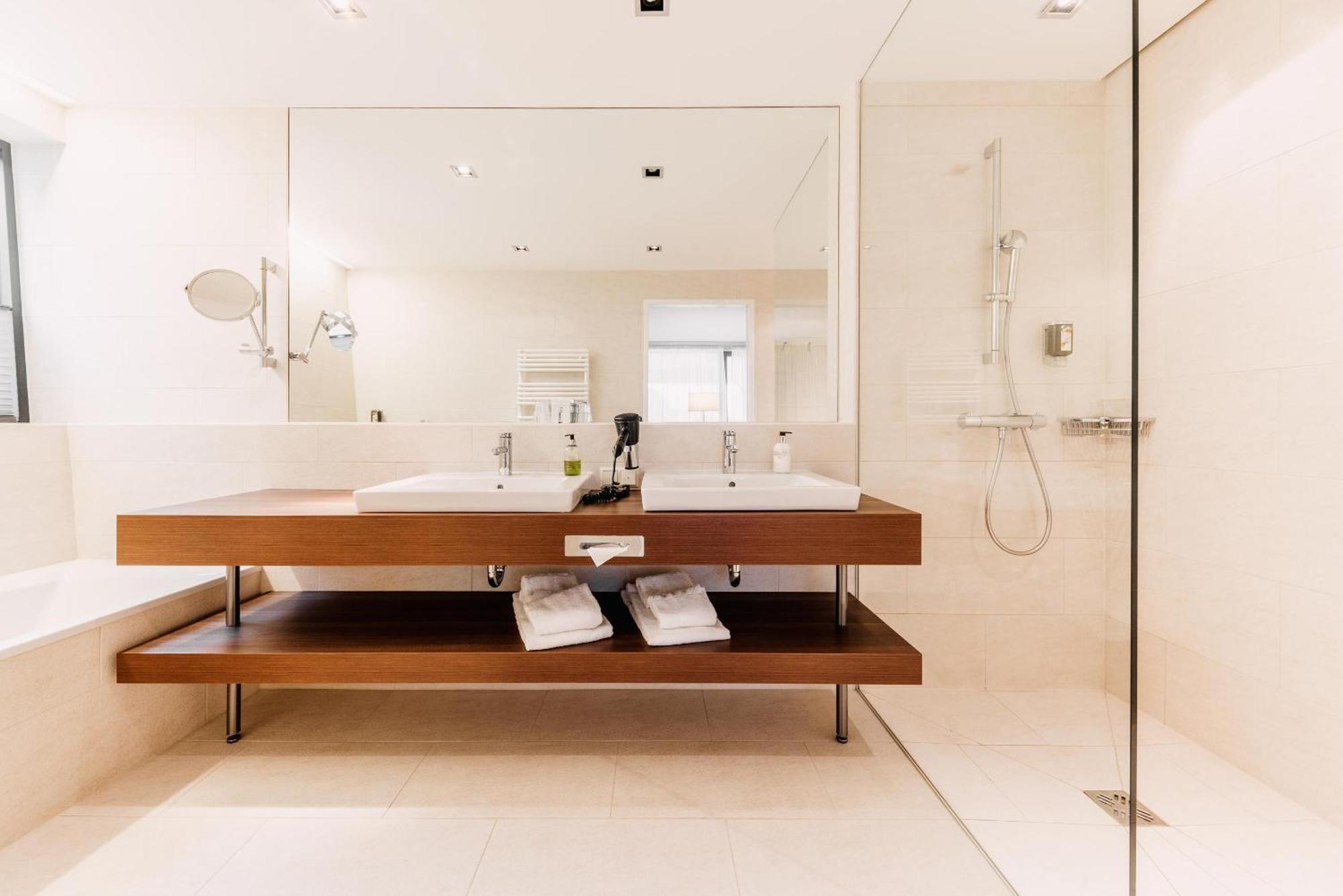 Thermenhotel Karawankenhof Villach Dış mekan fotoğraf